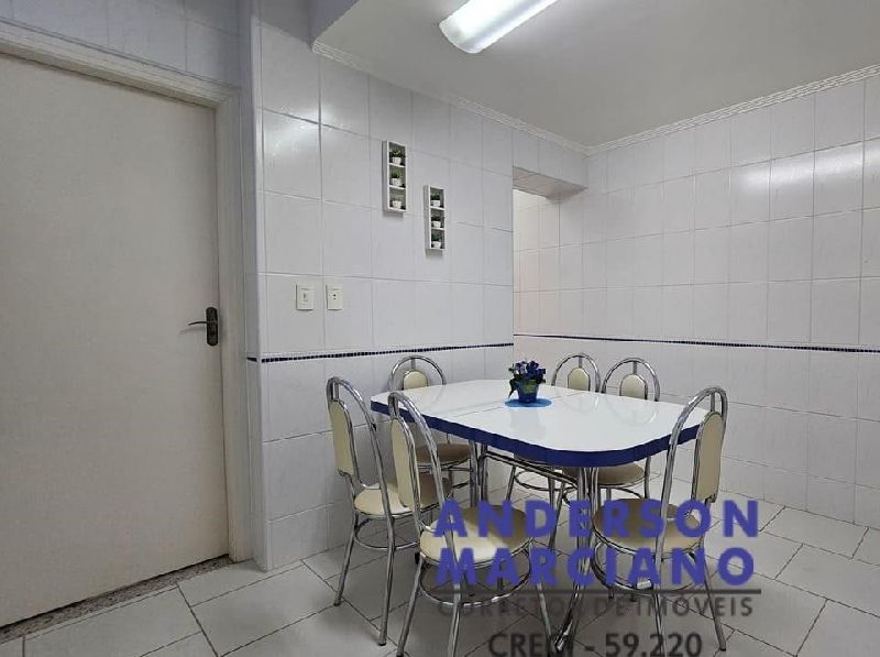 Apartamento central (2 apartamentos que reformamos 100% ambos e transformamos em um único apto)