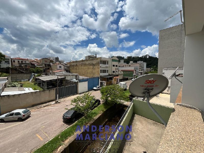 Apartamento central 2 dormitórios (1 suíte)