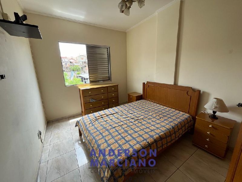 Apartamento central 2 dormitórios (1 suíte)