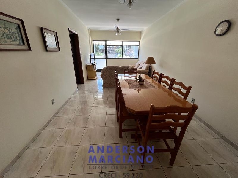 Apartamento central 2 dormitórios (1 suíte)