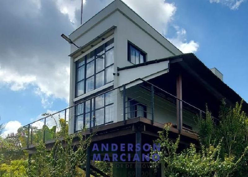 SÍTIO À VENDA EM CARRANCAS – VISTA ESPETACULAR, INFRAESTRUTURA PRONTA PARA MORAR OU INVESTIR