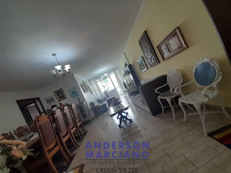Oportunidade no Centro! Apartamento com 3 Dormitórios + Garagem