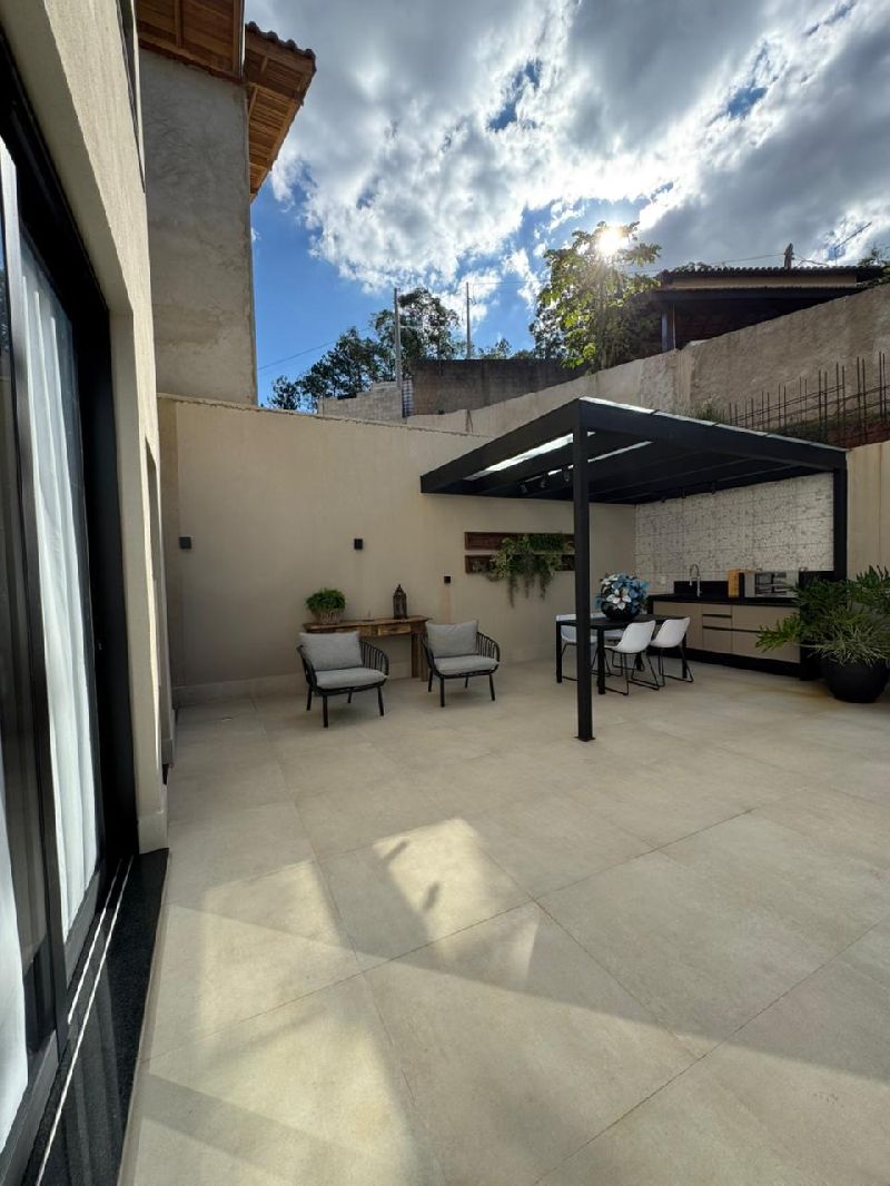Casas em Condomínio Fechado com Infraestrutura Completa e Lazer