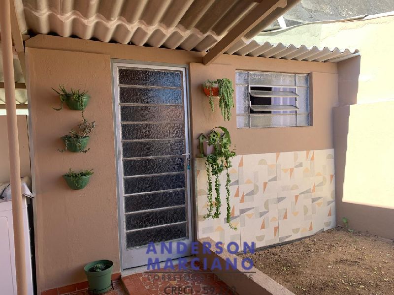 Casa à Venda – Conforto e Espaço em Local Tranquilo
