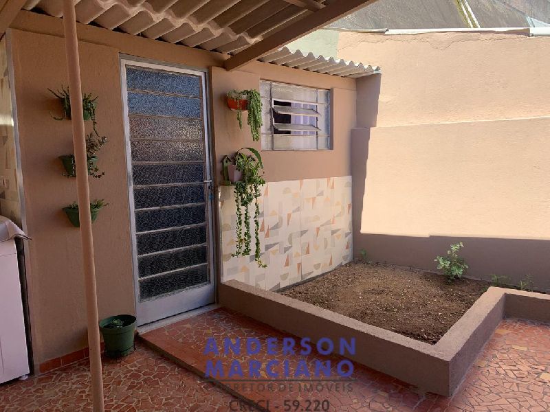 Casa à Venda – Conforto e Espaço em Local Tranquilo