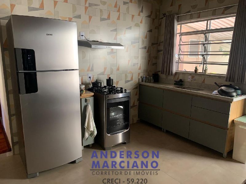 Casa à Venda – Conforto e Espaço em Local Tranquilo