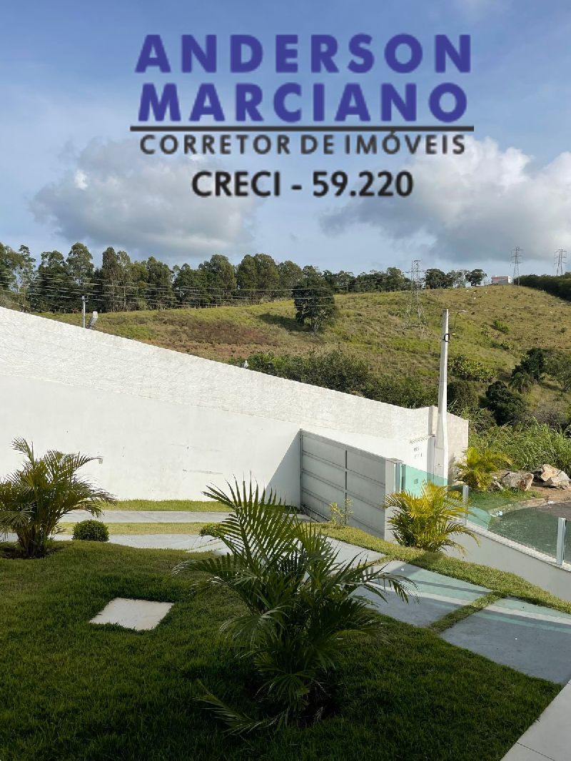 Casa à Venda – Porteira Fechada (apenas bens pessoais serão retirados)
