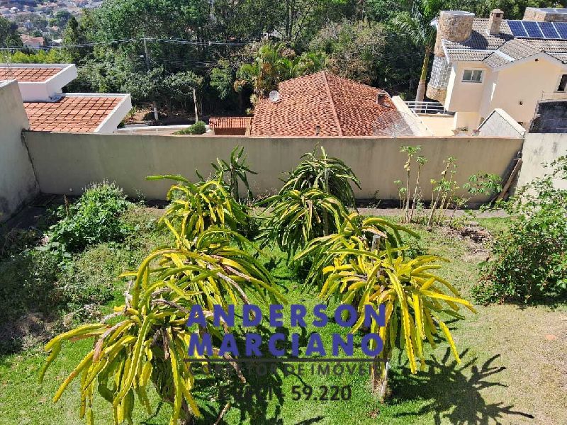Belíssima Casa à Venda em Serra Negra – Perto do Centro