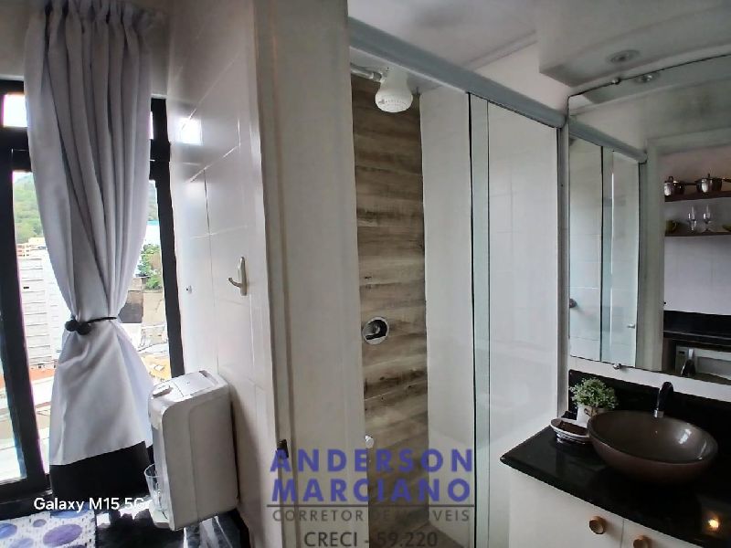 Kitnet Central à Venda – Totalmente Reformada