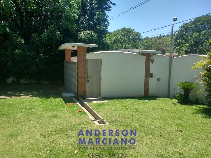 Lindíssima Chácara à Venda – Serra Negra / Lindóia