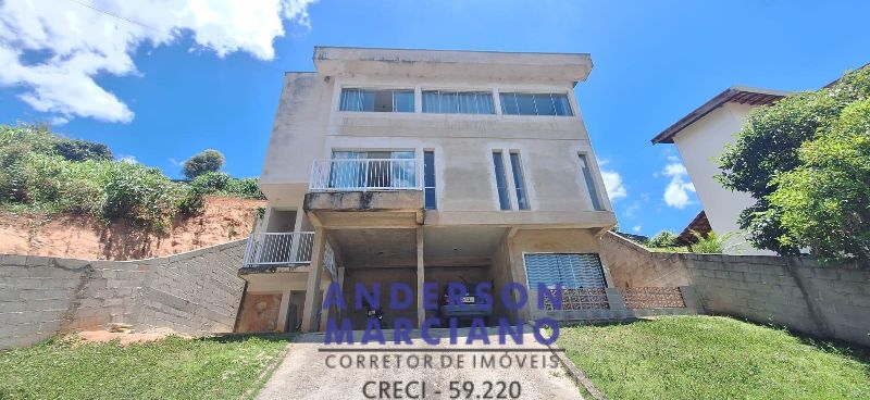 Casa Sobrado à Venda – Bairro Suíça Park