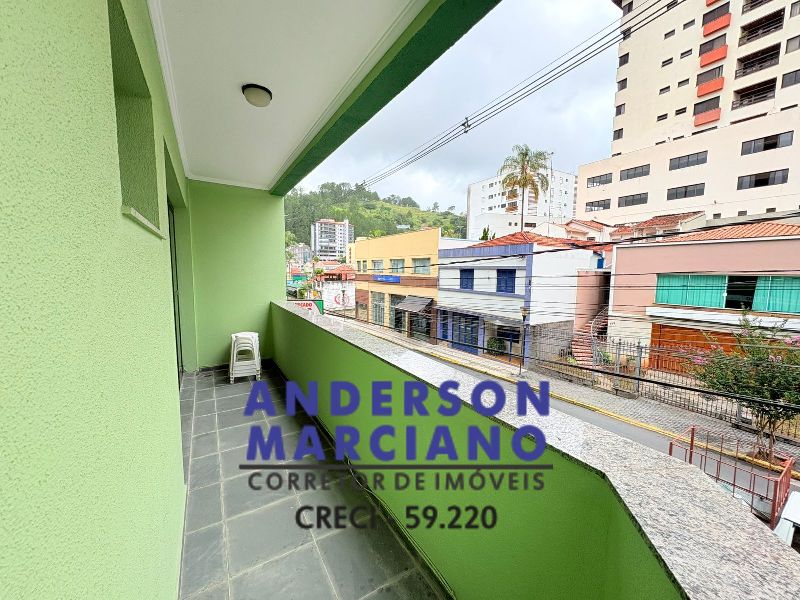 Apartamento à Venda – Região Central | Amplo e Confortável