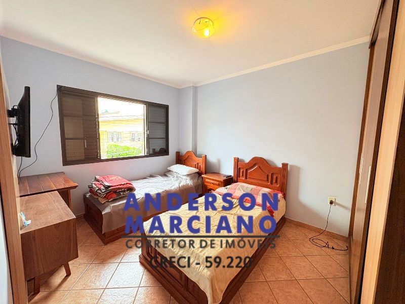 Apartamento à Venda – Região Central | Amplo e Confortável