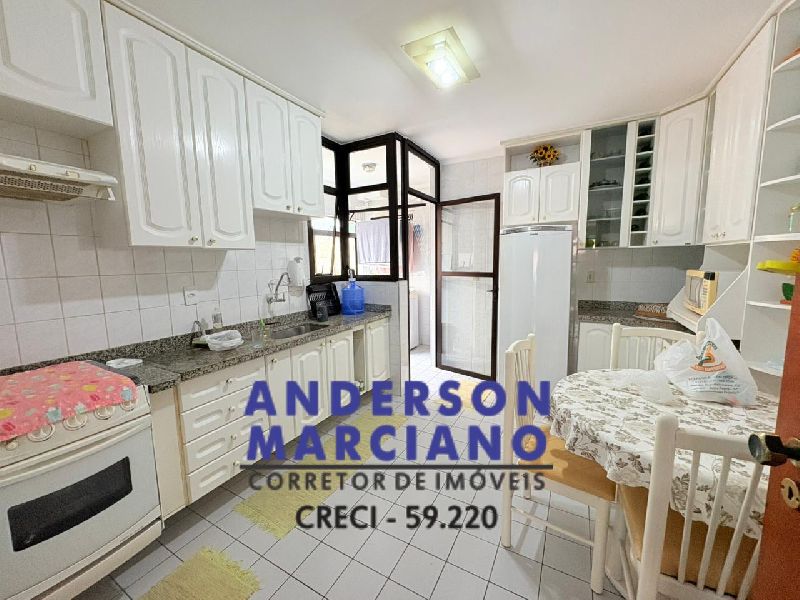 Apartamento à Venda – Região Central | Amplo e Confortável