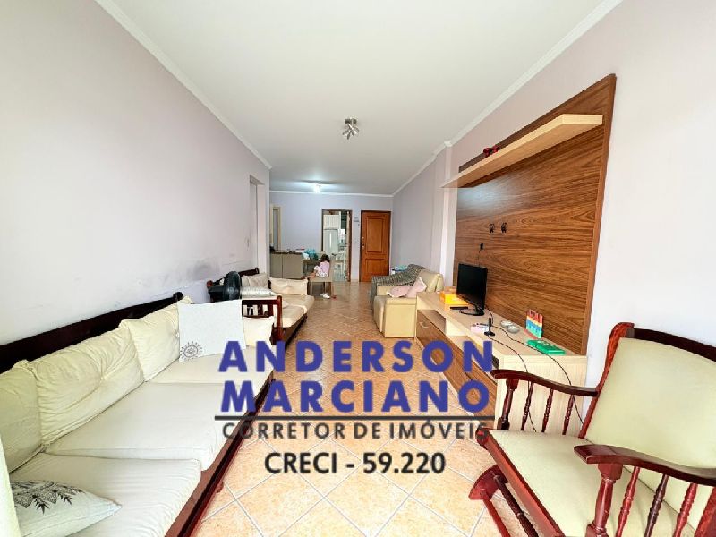 Apartamento à Venda – Região Central | Amplo e Confortável