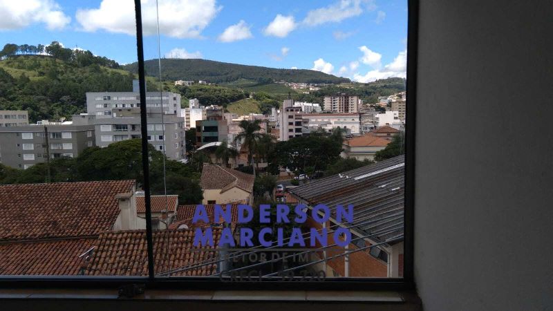 APARTAMENTO CENTRAL COM EXCELENTE VISTA