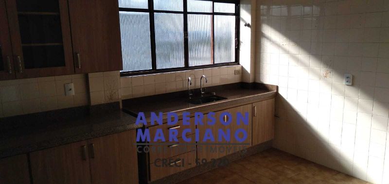 APARTAMENTO CENTRAL COM EXCELENTE VISTA