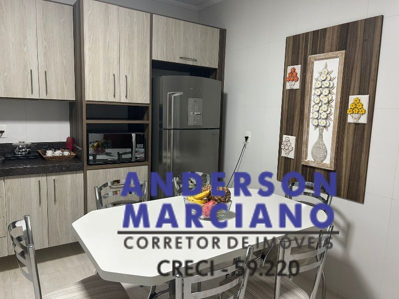 Casa à Venda – Estância Suíça