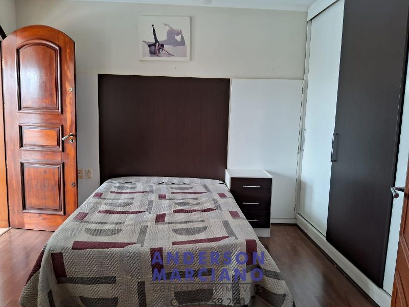 Belíssima Casa à Venda – Próxima ao Centro