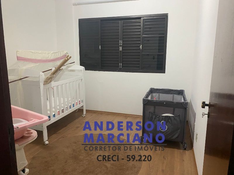 Apartamento à Venda – Centro de Serra Negra (SP)