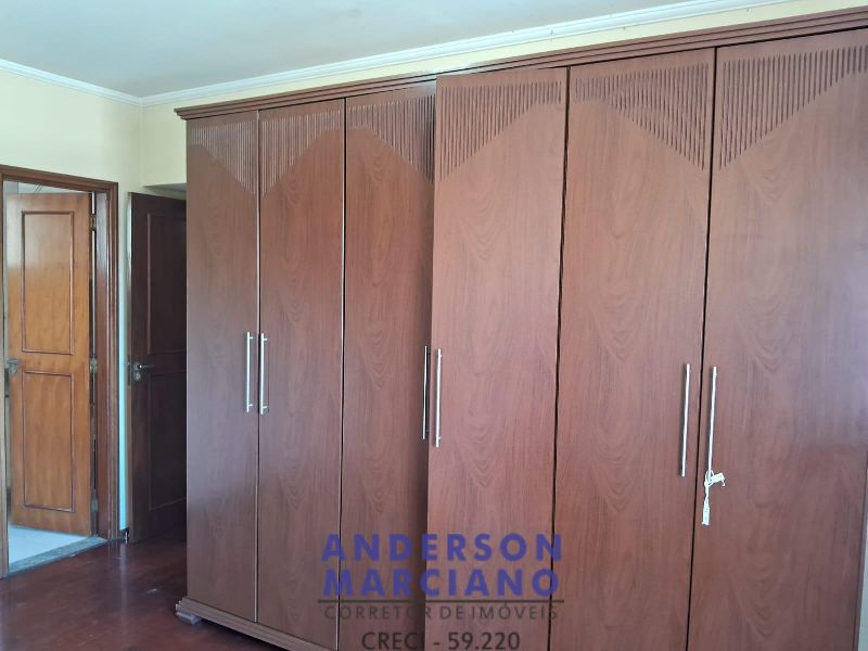 Apartamento à Venda – Localização Central
