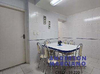 Apartamento central (2 apartamentos que reformamos 100% ambos e transformamos em um único apto)