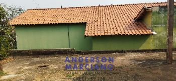 Sítio em Itapira com 05 pavilhões de granja