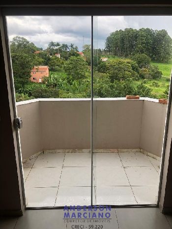 Apartamento à venda – 2 Dormitórios em Meio à Natureza