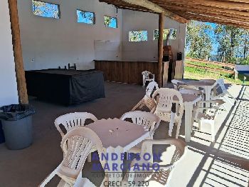 Oportunidade Única em Serra Negra – Pousada com Estrutura Completa e Vista Inesquecível