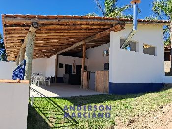 Oportunidade Única em Serra Negra – Pousada com Estrutura Completa e Vista Inesquecível
