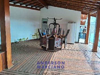 Belíssima residência com alto padrão de acabamento!