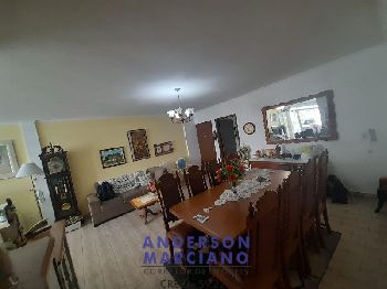 Oportunidade no Centro! Apartamento com 3 Dormitórios + Garagem