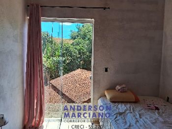 Negócio e Oportunidade – Terreno com 3 casas no Bairro Alto das Palmeiras – Serra Negra/SP