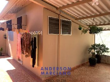 Casa à Venda – Conforto e Espaço em Local Tranquilo