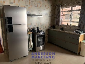 Casa à Venda – Conforto e Espaço em Local Tranquilo