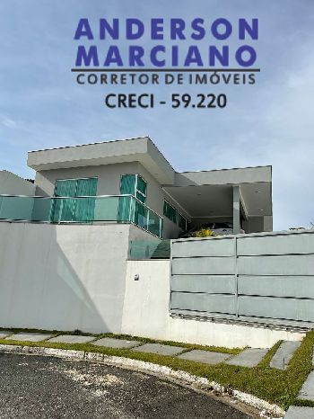 Casa à Venda – Porteira Fechada (apenas bens pessoais serão retirados)