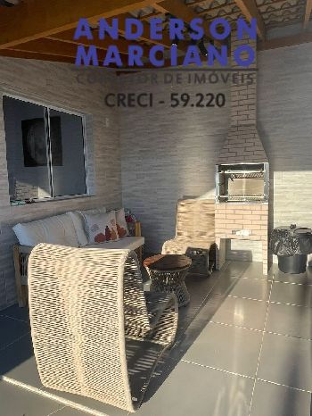 Casa à Venda – Porteira Fechada (apenas bens pessoais serão retirados)