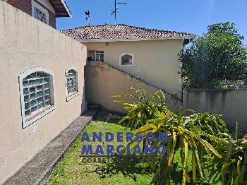 Belíssima Casa à Venda em Serra Negra – Perto do Centro