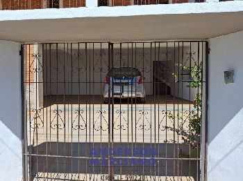 Casa à Venda em Serra Negra – Totalmente Mobiliada