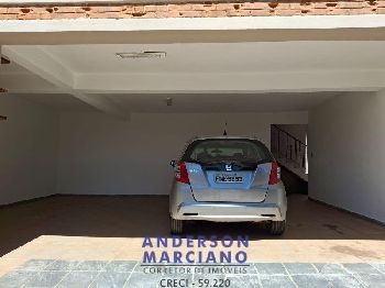 Casa à Venda em Serra Negra – Totalmente Mobiliada