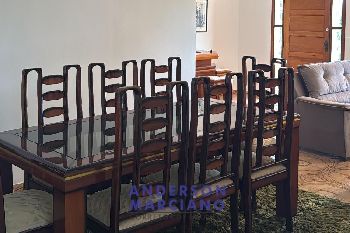 Casa à Venda em Serra Negra – Totalmente Mobiliada