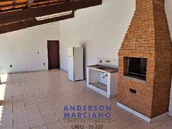 Casa à Venda em Serra Negra – Totalmente Mobiliada