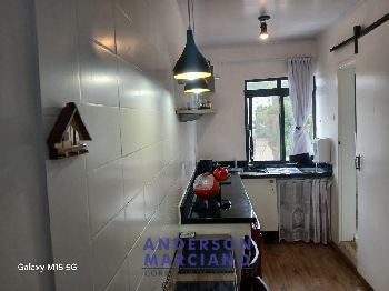 Kitnet Central à Venda – Totalmente Reformada