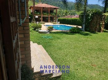 Lindíssima Chácara à Venda – Serra Negra / Lindóia