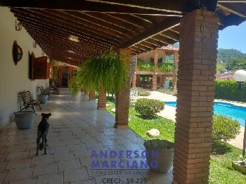 Lindíssima Chácara à Venda – Serra Negra / Lindóia