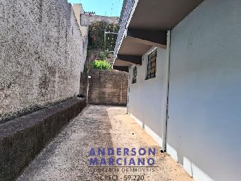 Prédio Residencial e Comercial à Venda – Bairro Refúgio da Serra