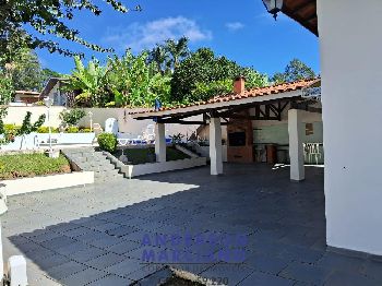 Linda Chácara à Venda – Serra Negra