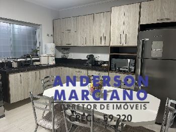 Casa à Venda – Estância Suíça