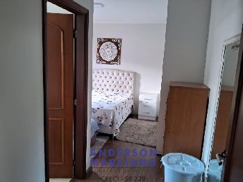 Belíssima Casa à Venda – Próxima ao Centro