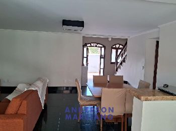 Belíssima Casa à Venda – Próxima ao Centro